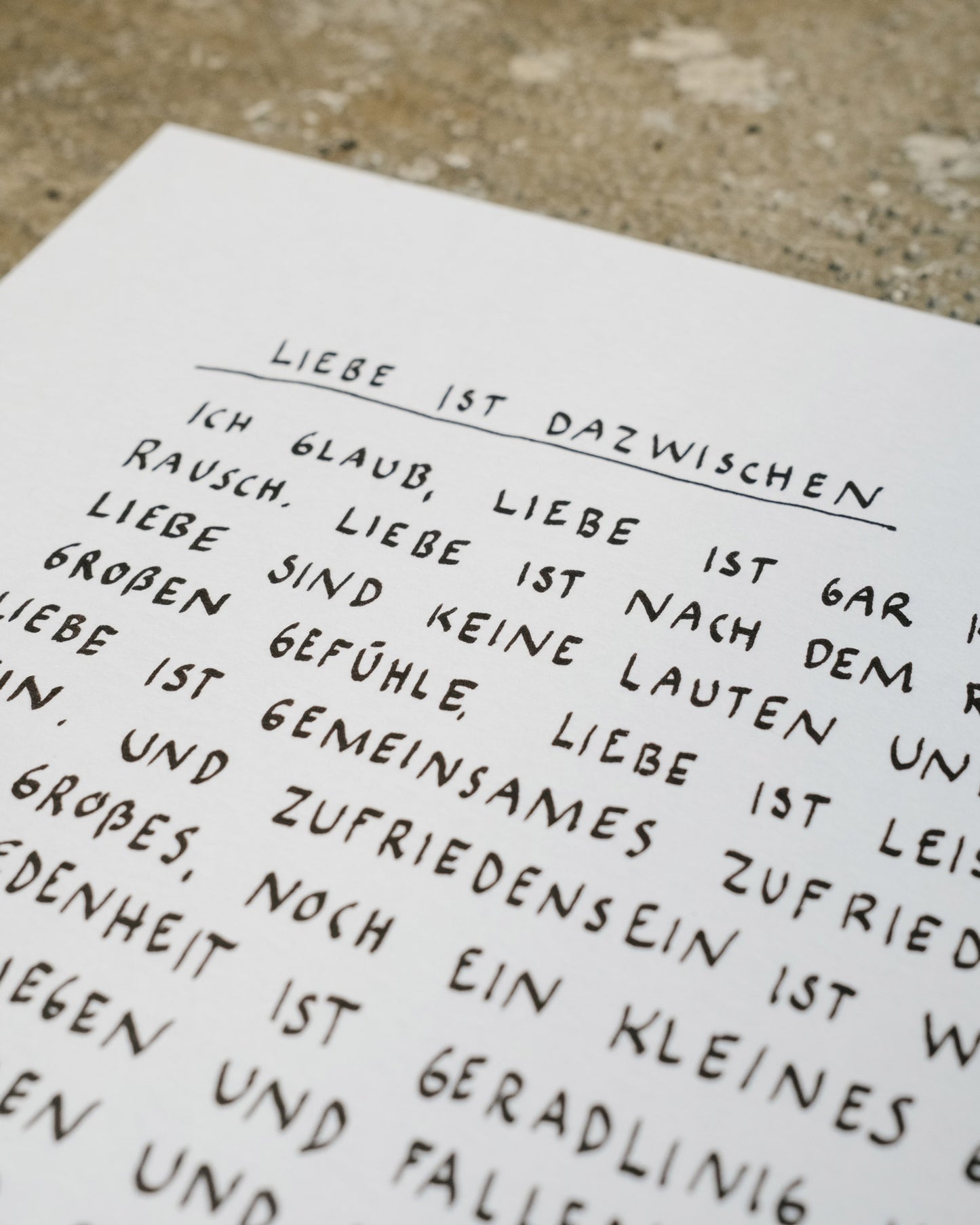 "Liebe ist dazwischen." – Angela Doe