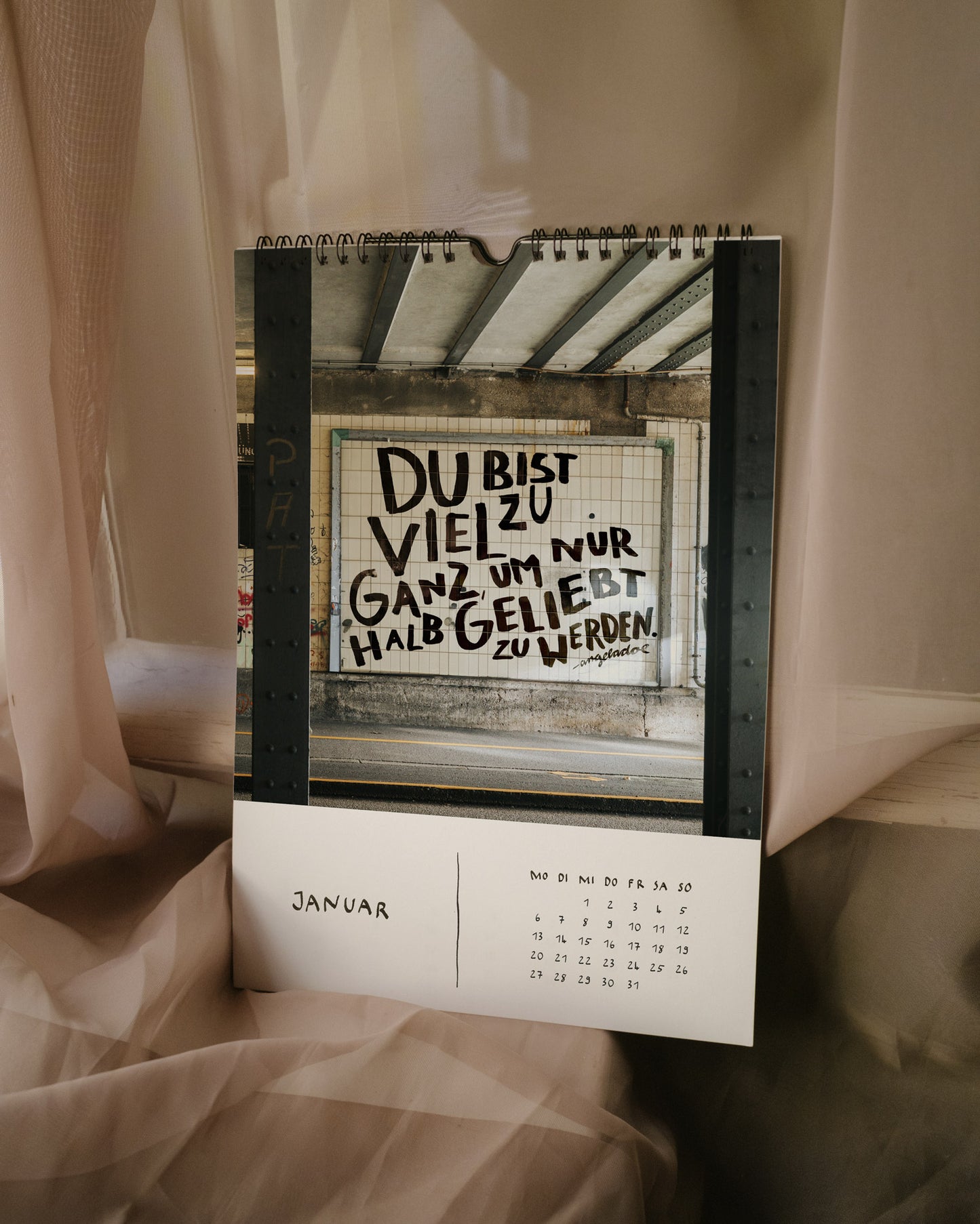 A4 Kalender 2025